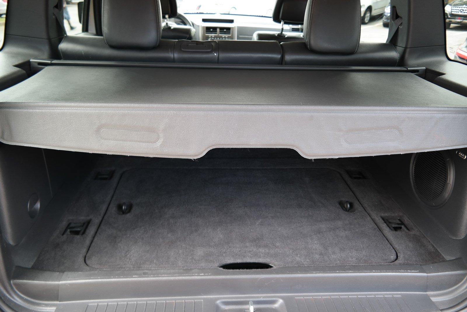 jeep liberty sub box