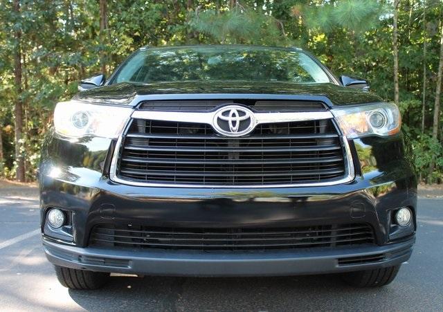 Used 2016 Toyota Highlander XLE V6 For Sale ($28,922) | Gravity Autos ...